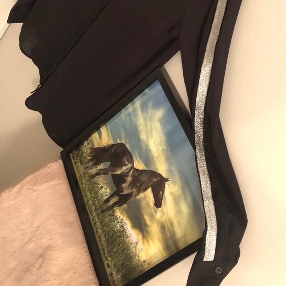 Black with shine silver blouse - Picture 1 of 5